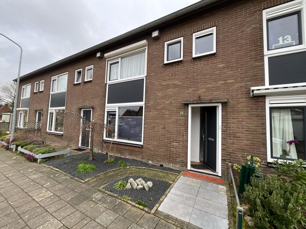 Pastoor van Luenenstraat 11, 3256 AS Achthuizen, Nederland