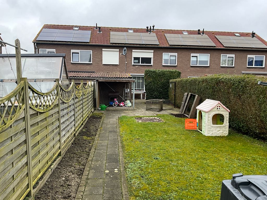 Pastoor van Luenenstraat 11