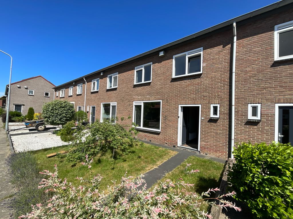 Pastoor van Luenenstraat 21