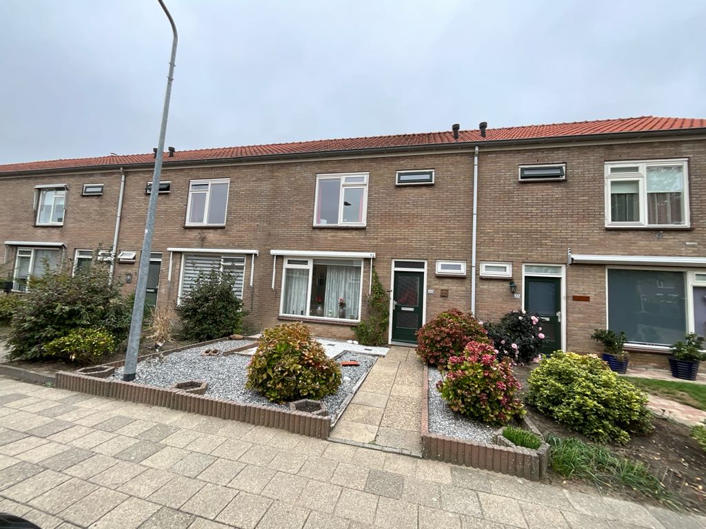 Azaleastraat 33, 3245 CB Sommelsdijk, Nederland