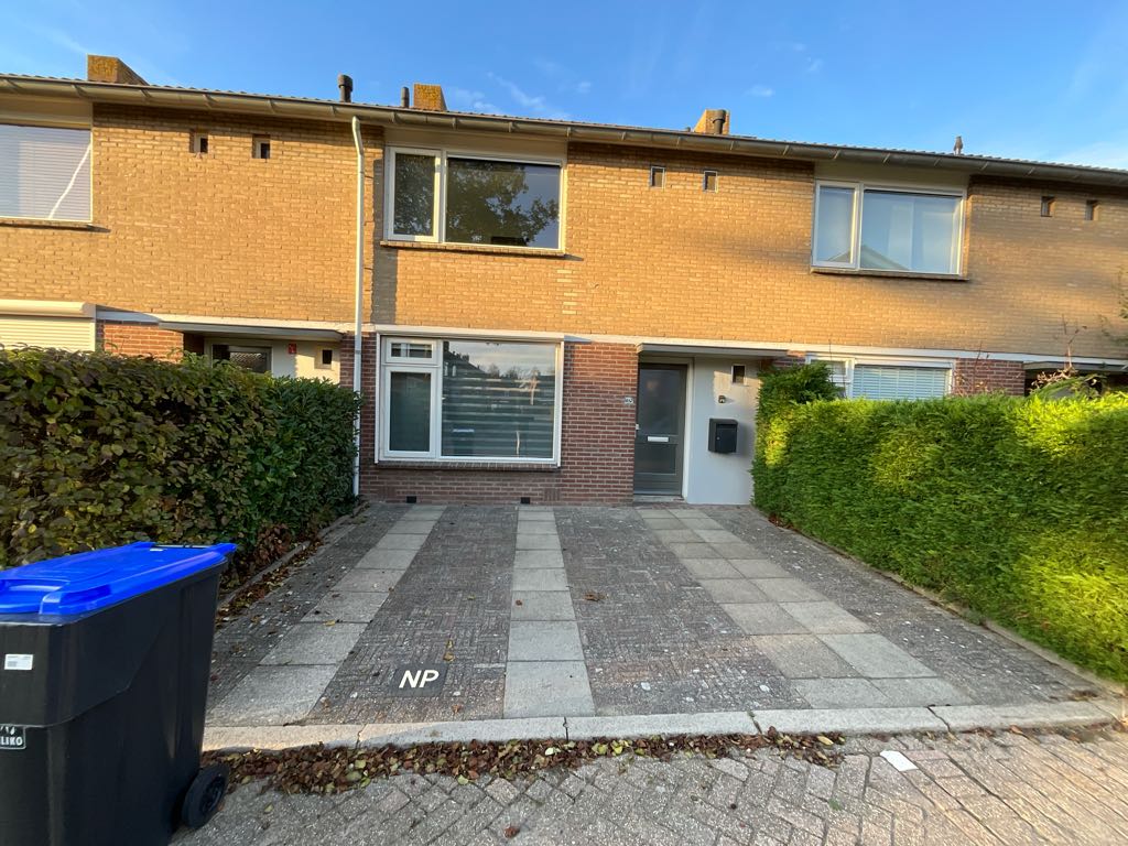 Elzenlaan 20, 3241 BD Middelharnis, Nederland