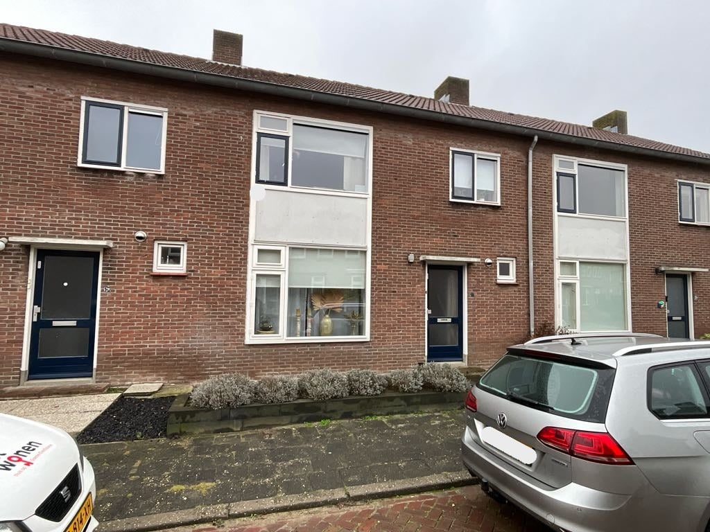 Oranje Nassaustraat 12, 3241 VB Middelharnis, Nederland