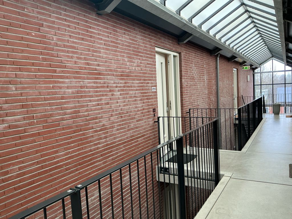 free-sector-houses for rent on Sperwer 155