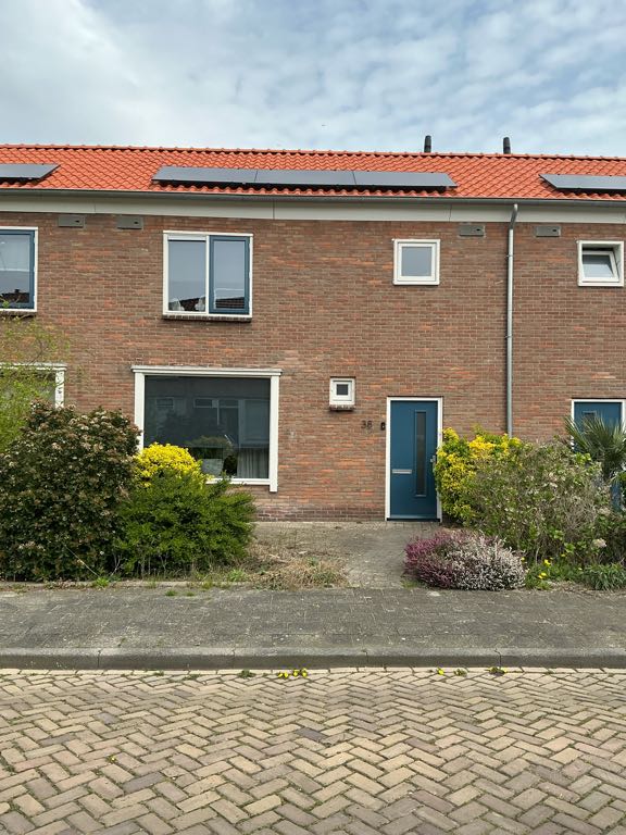 Dominee Montijnstraat 38, 3245 XD Sommelsdijk, Nederland