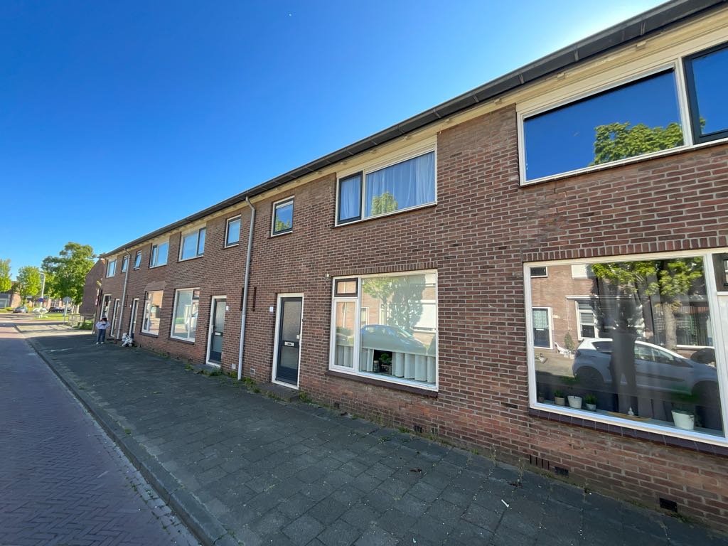 Haarlemmerstraat 10, 3255 AC Oude-Tonge, Nederland
