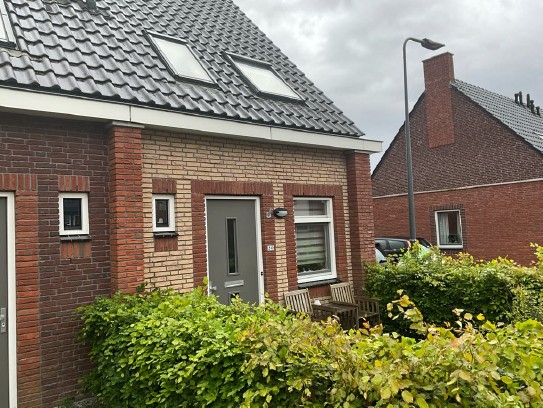 Hoekwoning te huur: Kerkstraat 30, Nieuwe-Tonge woonkern Nieuwe-Tonge